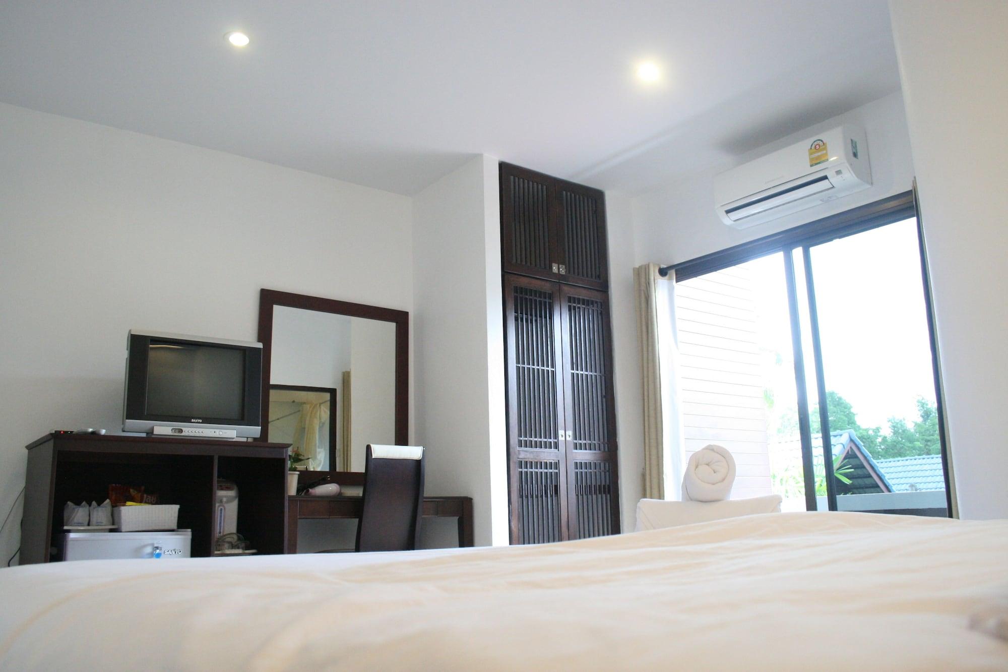 Hotel Baantalay Thungwualaen Pathiu Esterno foto