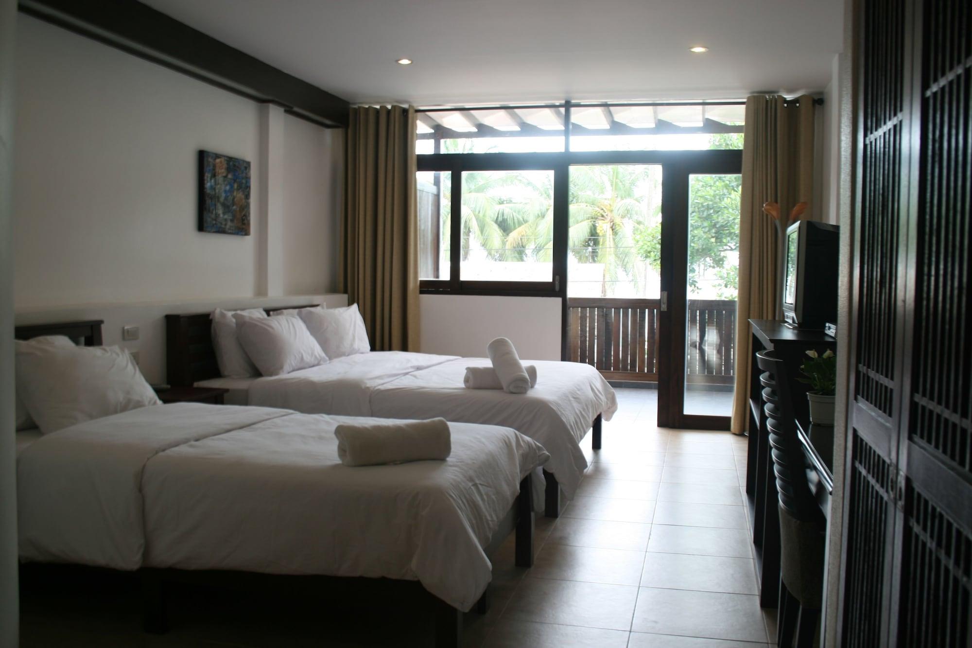 Hotel Baantalay Thungwualaen Pathiu Esterno foto