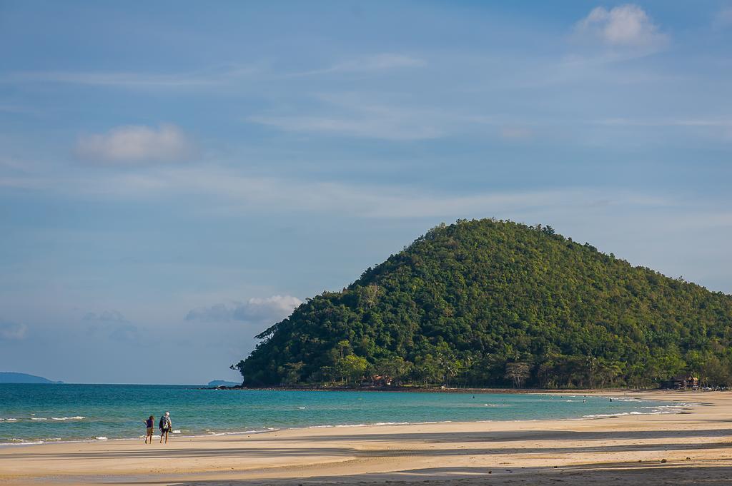 Hotel Baantalay Thungwualaen Pathiu Esterno foto