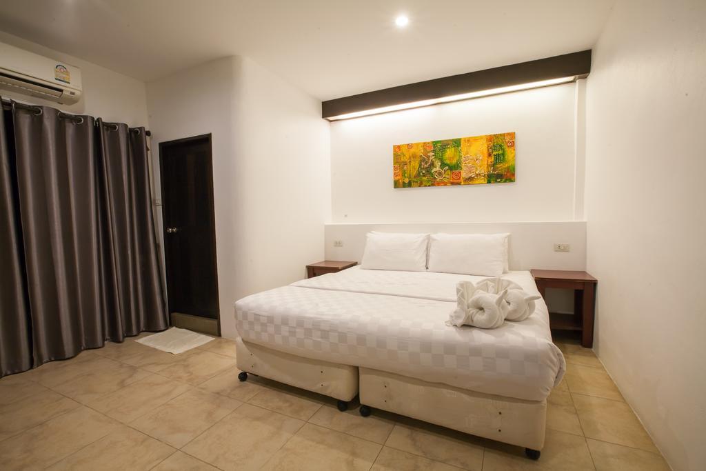Hotel Baantalay Thungwualaen Pathiu Esterno foto