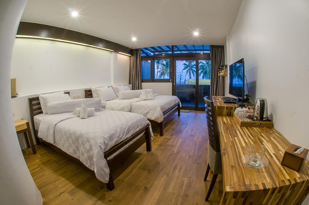 Hotel Baantalay Thungwualaen Pathiu Esterno foto