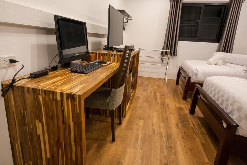 Hotel Baantalay Thungwualaen Pathiu Esterno foto